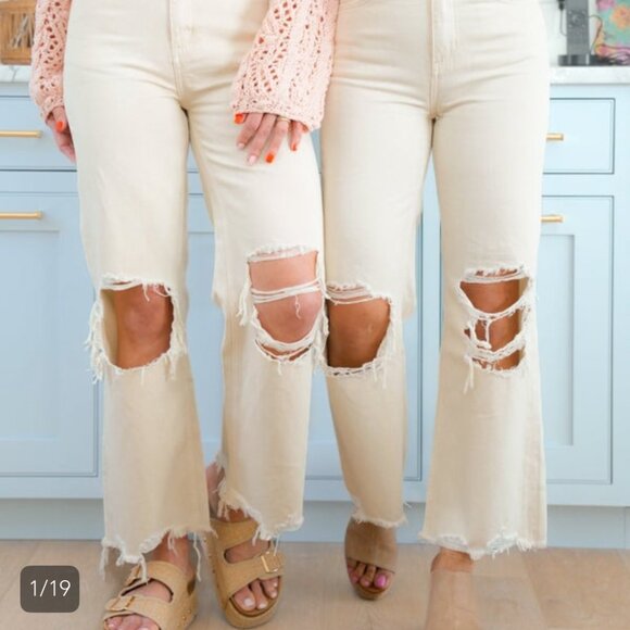 VERVET BY FLYING MONKEY Cream Ripped Cropped Jeans - Picture 1 of 1